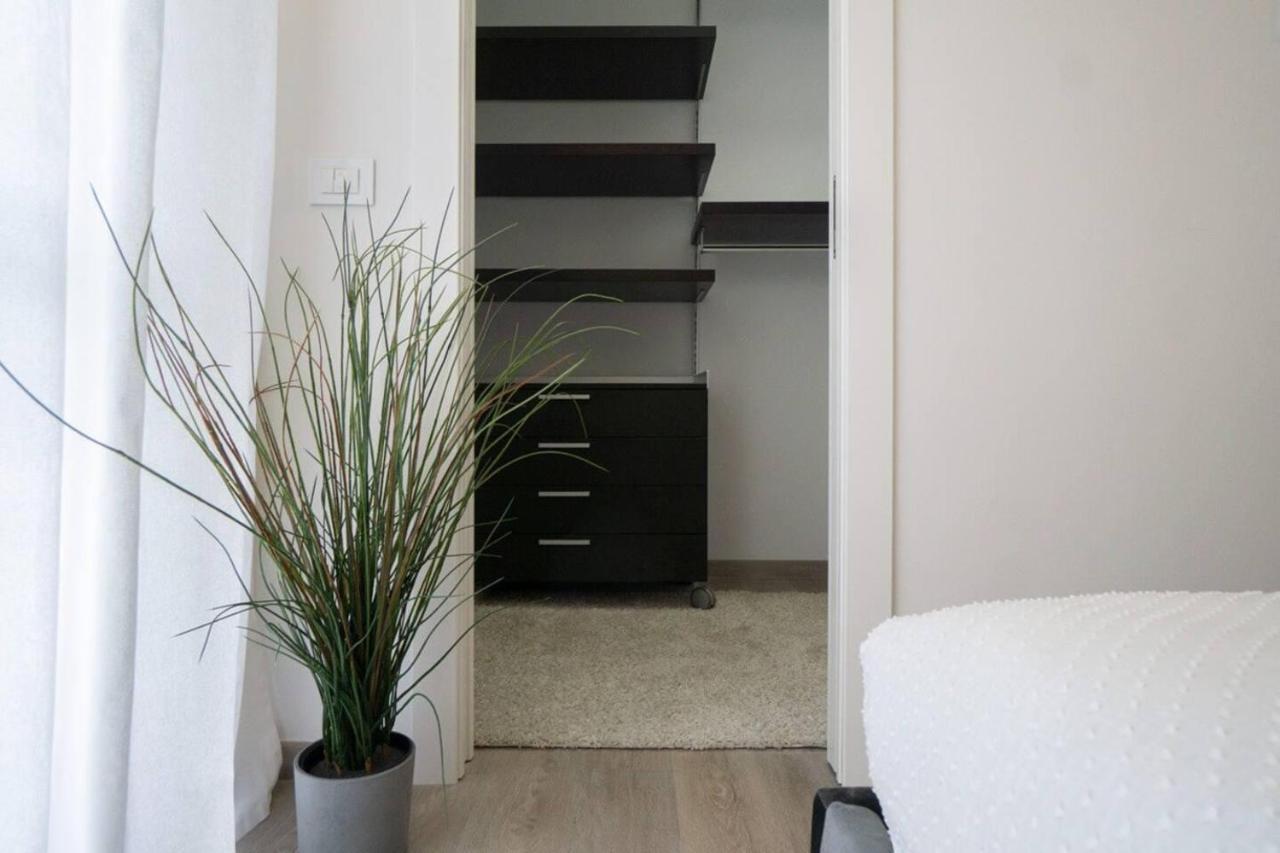 Splendido Dpto Con 2 Letti E 2 Bagni Ad Asti Italy Apartment Ngoại thất bức ảnh